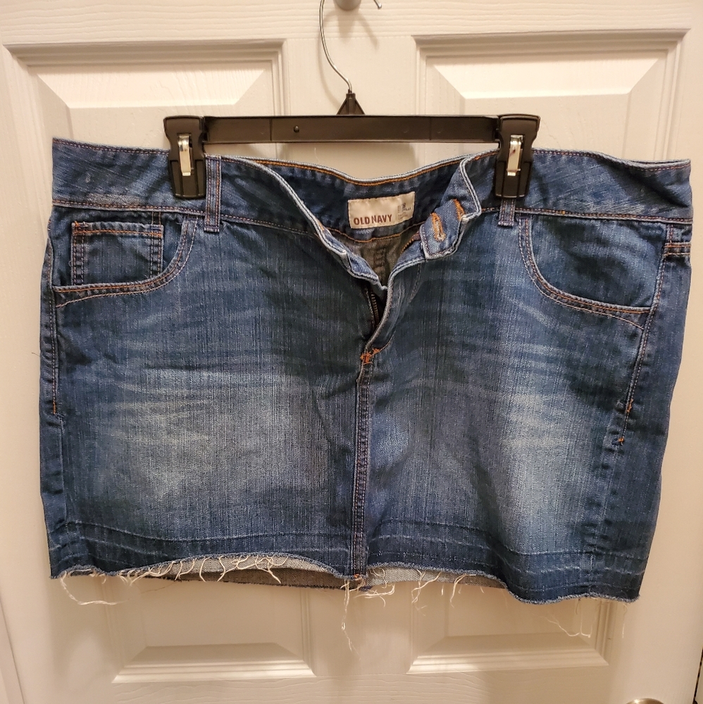 Old Navy Distressed Denim Mini Skirt -18- EUC